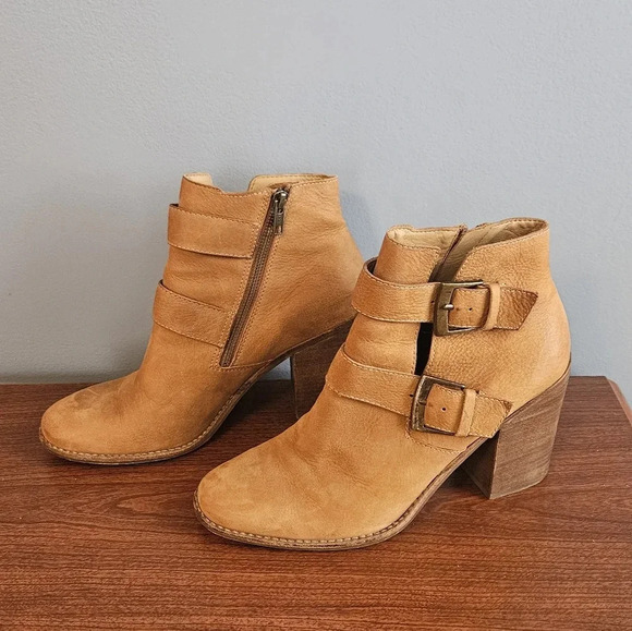 Steve MaddenTrevur Double Buckle Ankle Boots - Picture 3 of 11